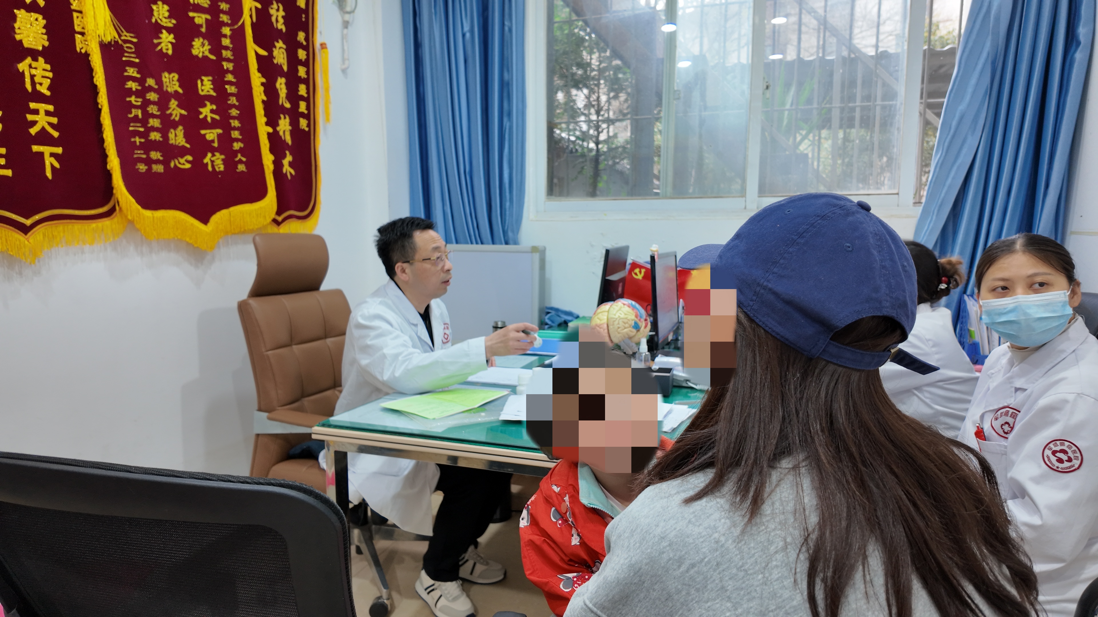 磁电+国医双擎,精准破痫—李恩主任践行军盛6.0体系的中西医融合 磁电+国医双擎,精准破痫—李恩主任践行军盛6.0体系的中西医融合