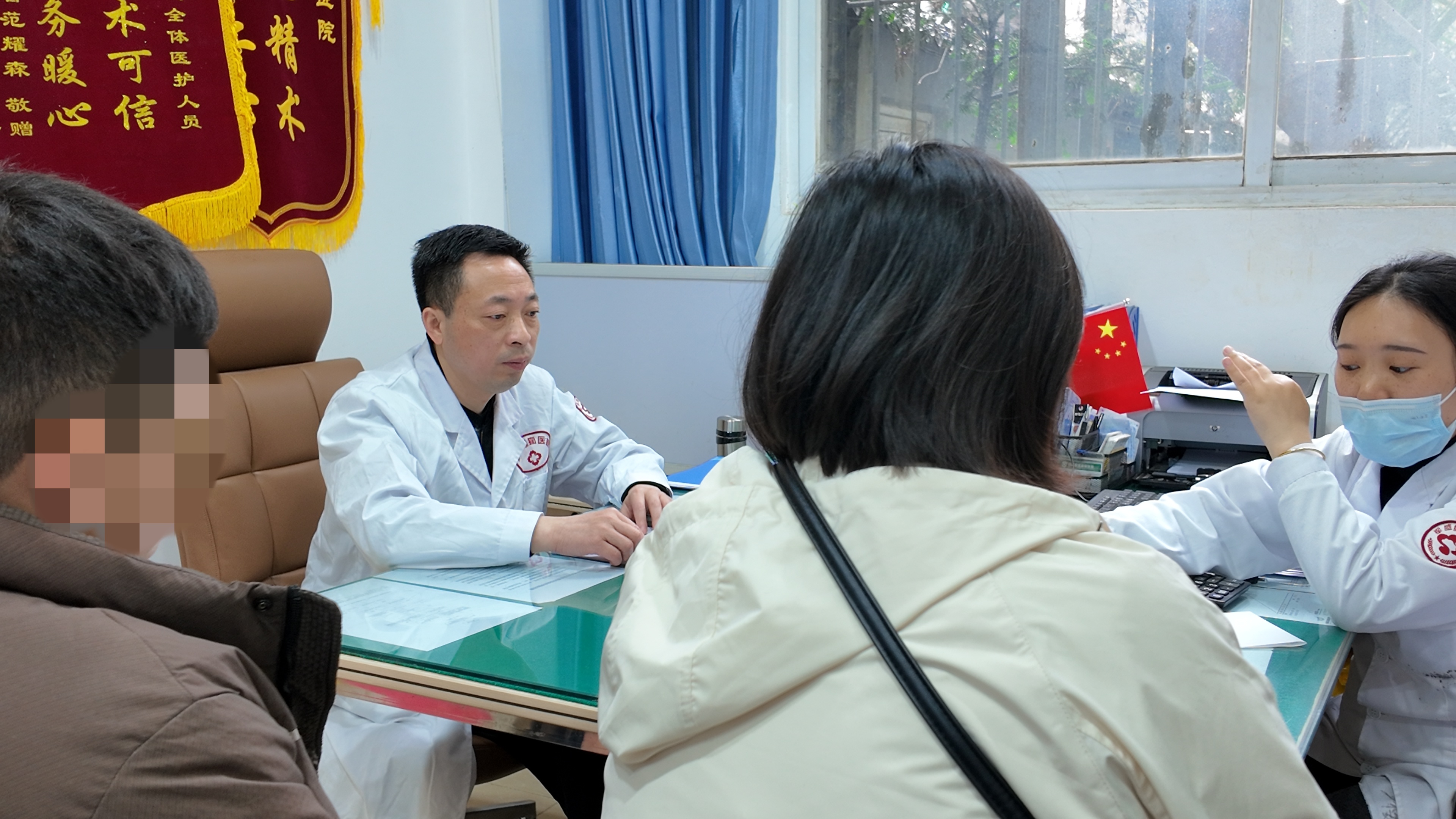 李恩主任借成都军盛医院2026癫痫诊疗体系6.0破解难治性癫痫诊疗困局 李恩主任借成都军盛医院2026癫痫诊疗体系6.0破解难治性癫痫诊疗困局